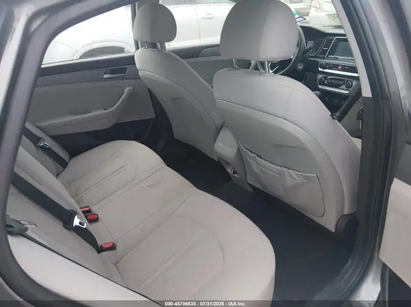 5NPE24AA4JH719447 2018 HYUNDAI SONATA - Image 8