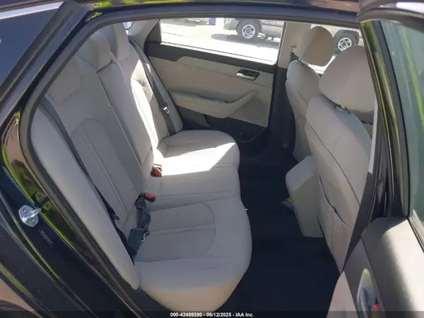 5NPE24AA4JH720730 2018 HYUNDAI SONATA - Image 8