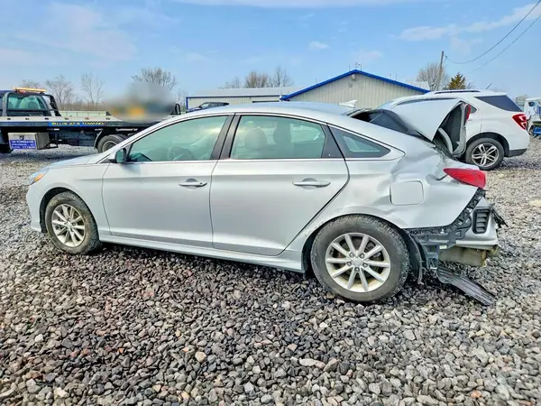 5NPE24AA4KH774496 2019 HYUNDAI SONATA - Image 2