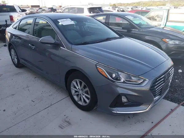 5NPE24AA4KH774871 2019 HYUNDAI SONATA - Image 1