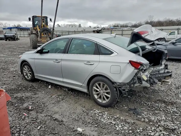 5NPE24AA4KH775065 2019 HYUNDAI SONATA - Image 2