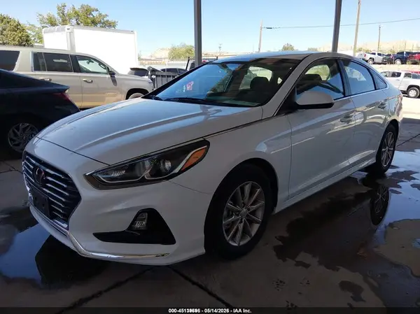 5NPE24AA4KH802524 2019 HYUNDAI SONATA - Image 2