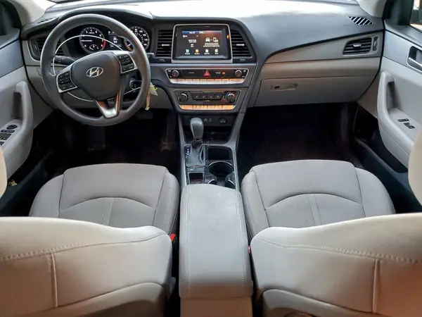 5NPE24AA5JH670243 2018 HYUNDAI SONATA - Image 8