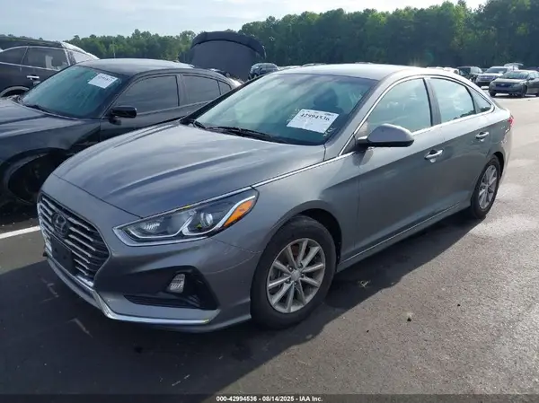 5NPE24AA5JH673790 2018 HYUNDAI SONATA - Image 2