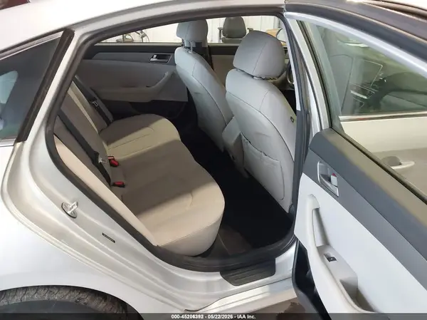 5NPE24AA5JH687415 2018 HYUNDAI SONATA - Image 8