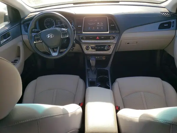5NPE24AA5JH687768 2018 HYUNDAI SONATA - Image 8