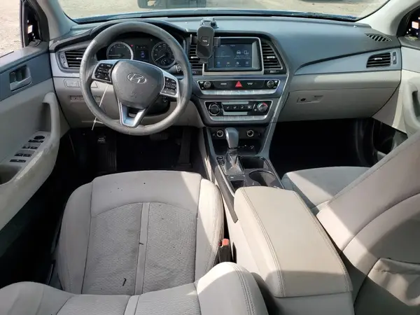 5NPE24AA5JH715858 2018 HYUNDAI SONATA - Image 8