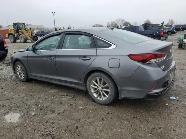 5NPE24AA5JH717562 2018 HYUNDAI SONATA - Image 2