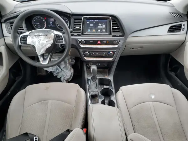 5NPE24AA5JH717562 2018 HYUNDAI SONATA - Image 8