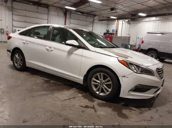 5NPE24AA6GH381400 2016 HYUNDAI SONATA - Image 1