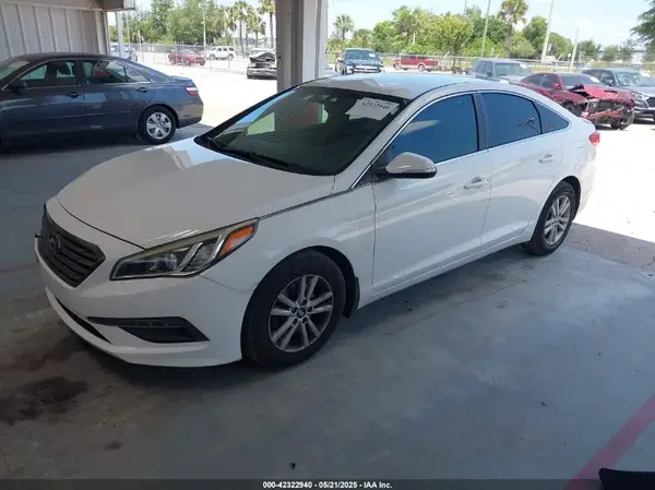 5NPE24AA6GH427369 2016 HYUNDAI SONATA - Image 2