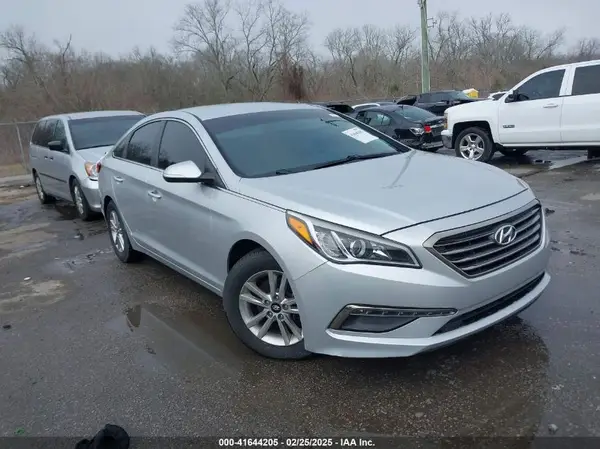 5NPE24AA6GH435813 2016 HYUNDAI SONATA - Image 1