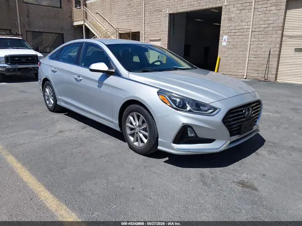 5NPE24AA6JH705291 2018 HYUNDAI SONATA - Image 1