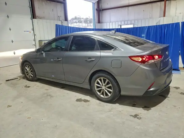 5NPE24AA6JH713925 2018 HYUNDAI SONATA - Image 2