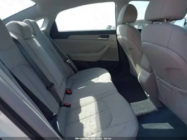 5NPE24AA6KH775276 2019 HYUNDAI SONATA - Image 8
