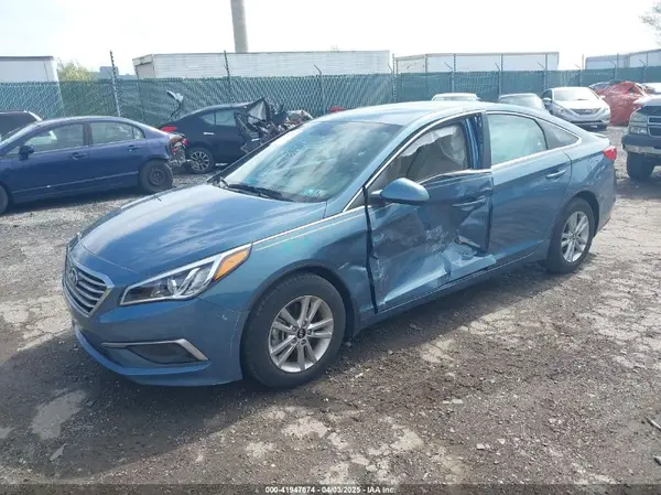 5NPE24AA7HH448667 2017 HYUNDAI SONATA - Image 2
