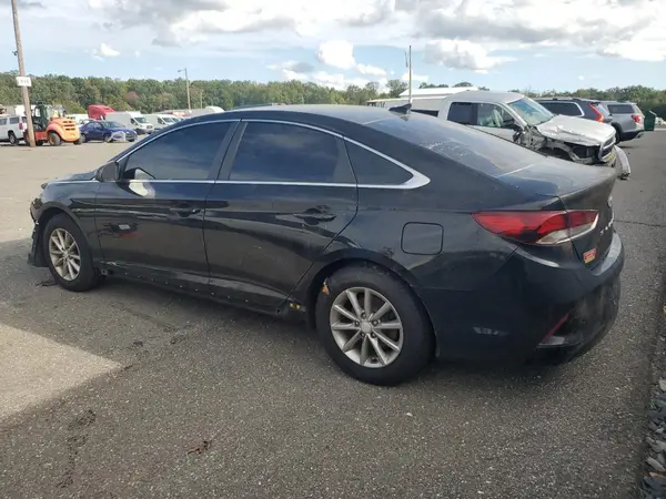 5NPE24AA7JH671507 2018 HYUNDAI SONATA - Image 2