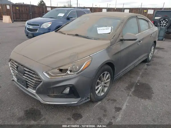 5NPE24AA7JH700536 2018 HYUNDAI SONATA - Image 2