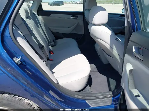 5NPE24AA7JH705249 2018 HYUNDAI SONATA - Image 8