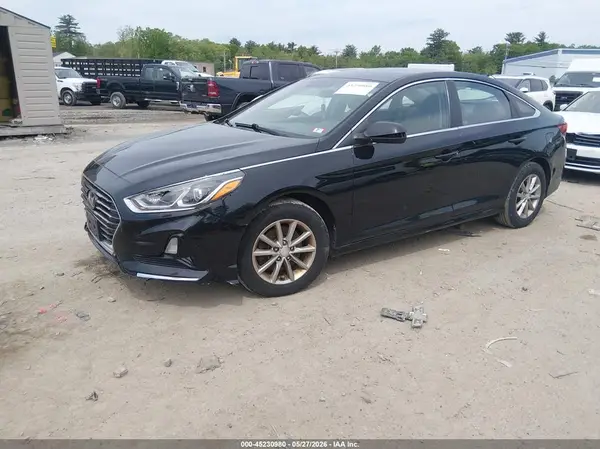 5NPE24AA7JH710418 2018 HYUNDAI SONATA - Image 2
