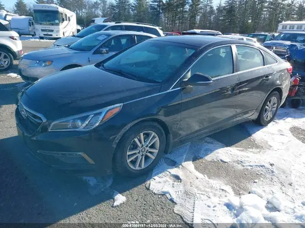 5NPE24AA8GH432184 2016 HYUNDAI SONATA - Image 2