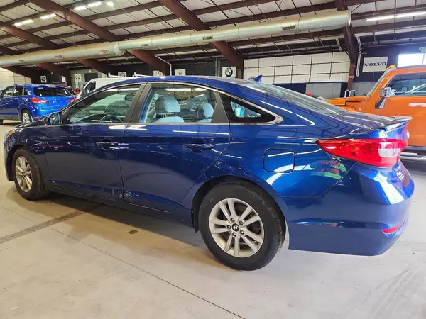5NPE24AA8HH449200 2017 HYUNDAI SONATA - Image 2