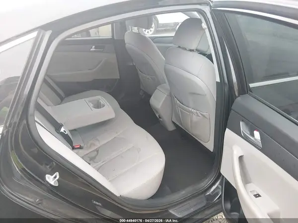 5NPE24AA8HH449360 2017 HYUNDAI SONATA - Image 8