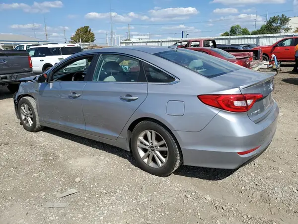 5NPE24AA8HH495836 2017 HYUNDAI SONATA - Image 2