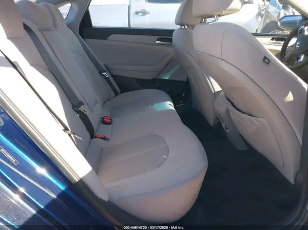 5NPE24AA8JH669118 2018 HYUNDAI SONATA - Image 8