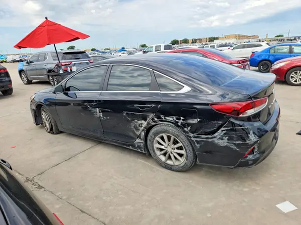5NPE24AA8JH679910 2018 HYUNDAI SONATA - Image 2