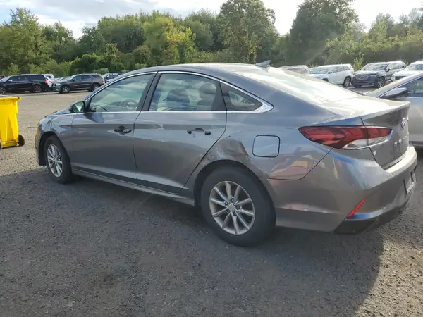 5NPE24AA8JH682483 2018 HYUNDAI SONATA - Image 2
