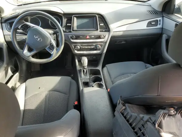 5NPE24AA8JH682483 2018 HYUNDAI SONATA - Image 8