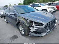 5NPE24AA8JH705809 2018 HYUNDAI SONATA