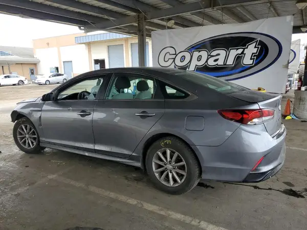 5NPE24AA8JH711027 2018 HYUNDAI SONATA - Image 2