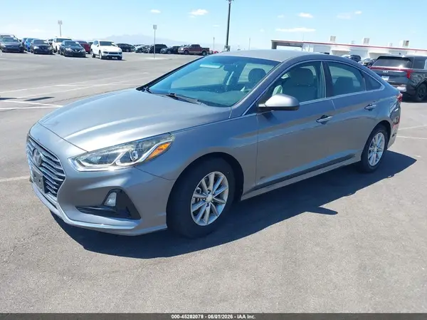 5NPE24AA8KH774968 2019 HYUNDAI SONATA - Image 2