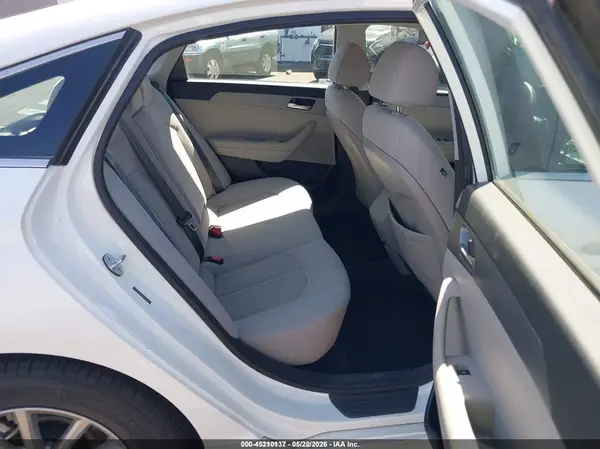 5NPE24AA8KH775280 2019 HYUNDAI SONATA - Image 8