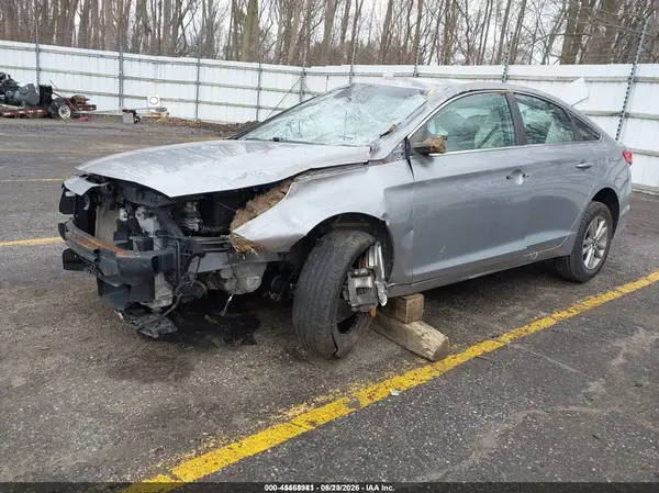 5NPE24AA9GH335124 2016 HYUNDAI SONATA - Image 2