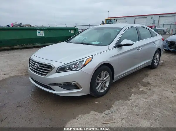 5NPE24AA9GH422005 2016 HYUNDAI SONATA - Image 2