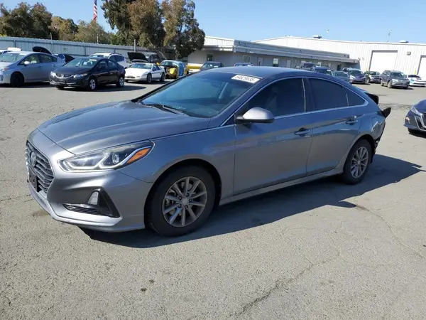 5NPE24AA9JH676756 2018 HYUNDAI SONATA - Image 1