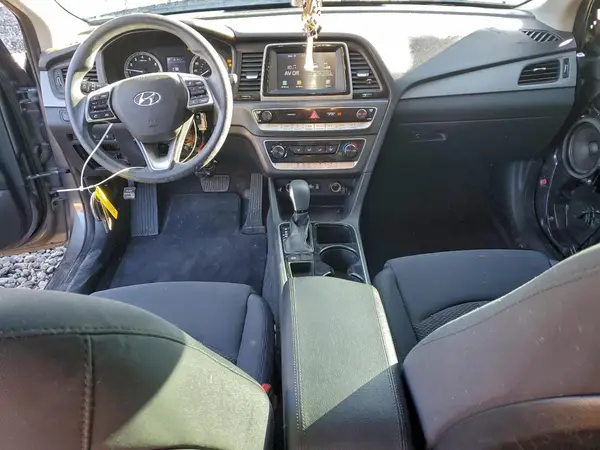 5NPE24AA9JH683979 2018 HYUNDAI SONATA - Image 8
