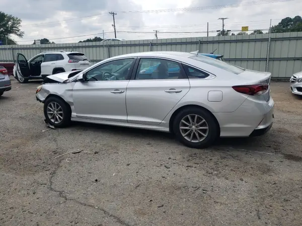 5NPE24AA9JH695985 2018 HYUNDAI SONATA - Image 2