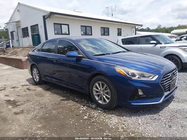 5NPE24AA9JH700652 2018 HYUNDAI SONATA - Image 1