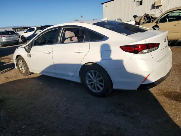 5NPE24AA9JH705639 2018 HYUNDAI SONATA - Image 2