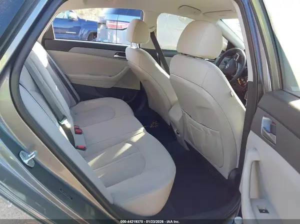 5NPE24AA9JH710615 2018 HYUNDAI SONATA - Image 8