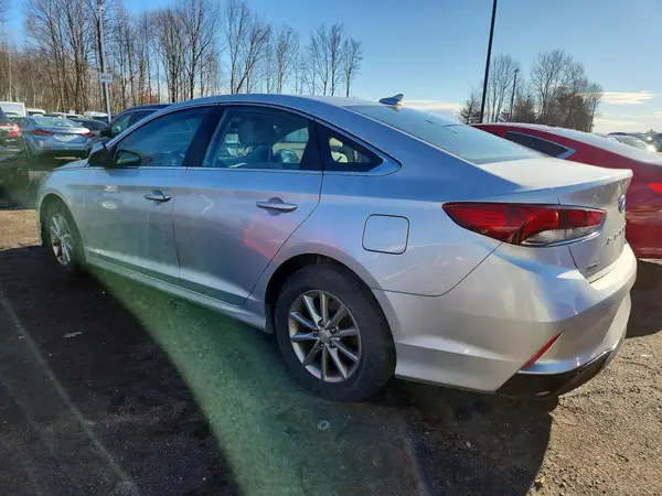 5NPE24AA9JH722280 2018 HYUNDAI SONATA - Image 2
