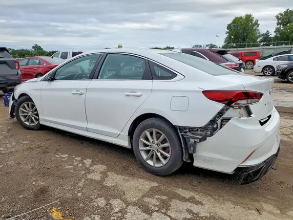 5NPE24AA9KH756978 2019 HYUNDAI SONATA - Image 2