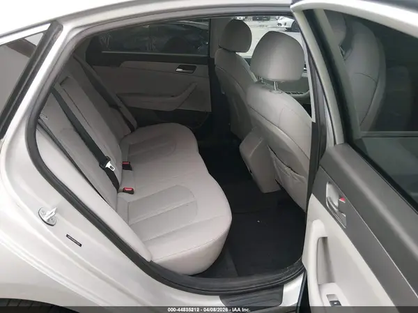 5NPE24AA9KH775076 2019 HYUNDAI SONATA - Image 8
