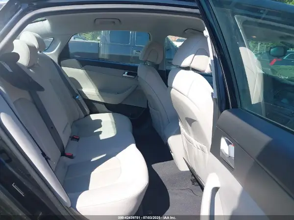 5NPE24AAXHH444290 2017 HYUNDAI SONATA - Image 8