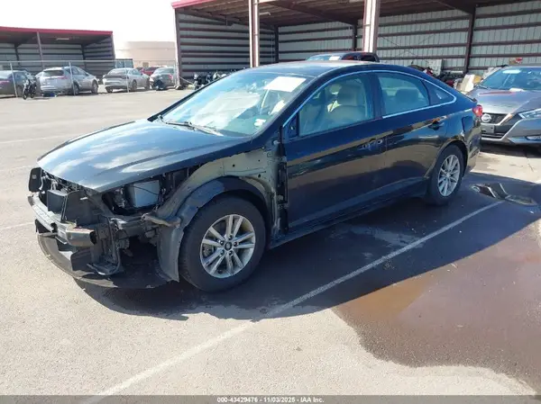 5NPE24AAXHH449876 2017 HYUNDAI SONATA - Image 2
