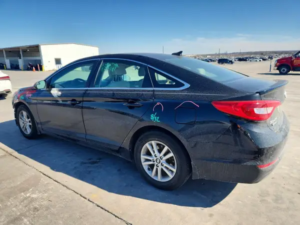 5NPE24AAXHH460263 2017 HYUNDAI SONATA - Image 2